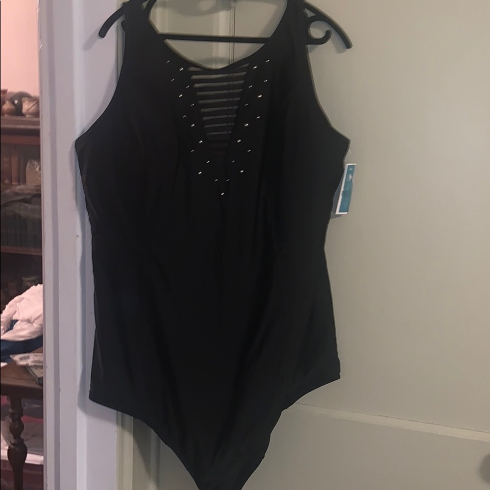 LIVI ACTIVE Swimsuit NWT Black Size 24